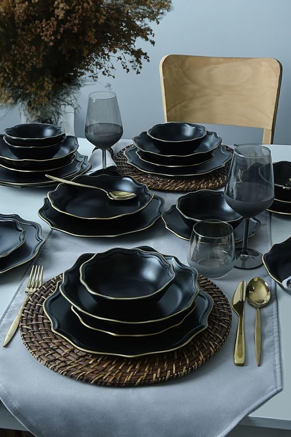 Dinnerware Set - Mat Blac/Gold Romeo - 24 Pieces - 6 Persons - Stoneware