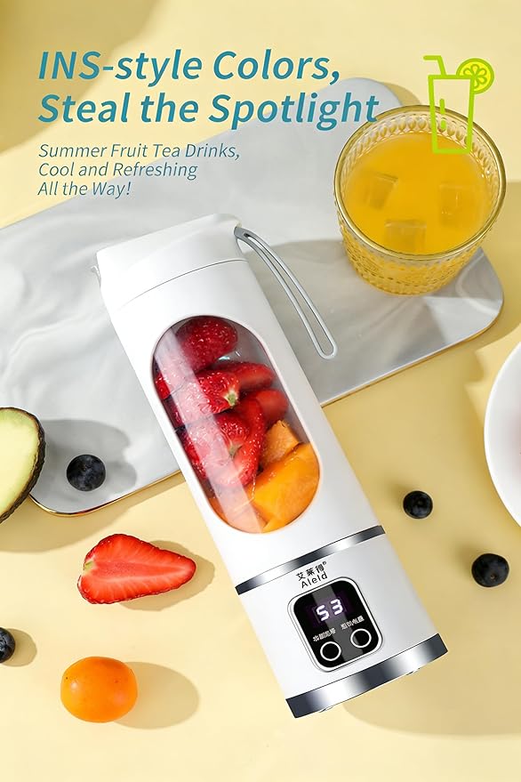 Portable Blender Personal Electric USB500ML Portable juicer Shakes and Smoothies BlenderSmall BlendersMixingCompact、Convenient and Versatile (white)