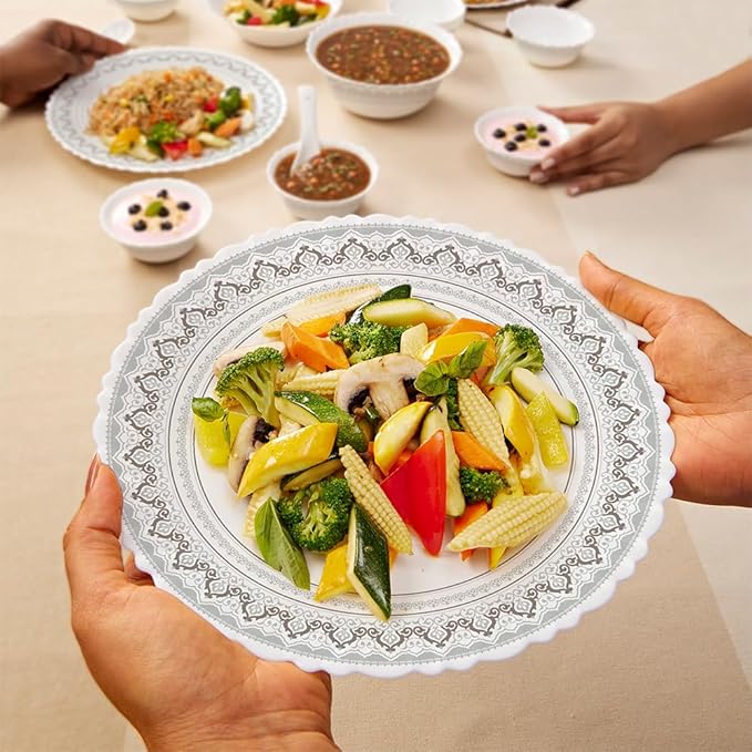 Classic Dinner Set by Larah