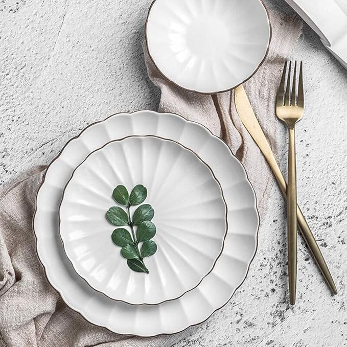 Ceramics Dinner Sets Ceramics Dinner SetsBowl/Dish/SpoonPetal Shape Dinnerware SetNordic Minimalist Style Porcelain Combination SetWhite