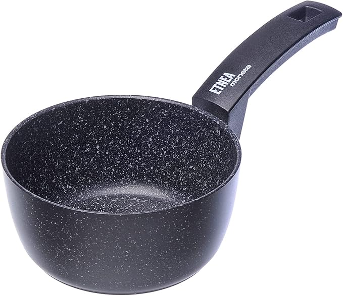 Moneta 4 pieces Starter Set (white box for e-commerce): Frypan 24cm Saucepan 16cm Casserole 20cm Glass Lid with Silicone rim 20cm Nylon Skimmer 0018656573 Made in Italy