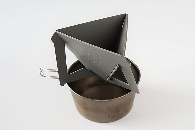 Munieq Tetra Portable Coffee Drip Stores Flat 3.5 Cups Gray Plastic Style