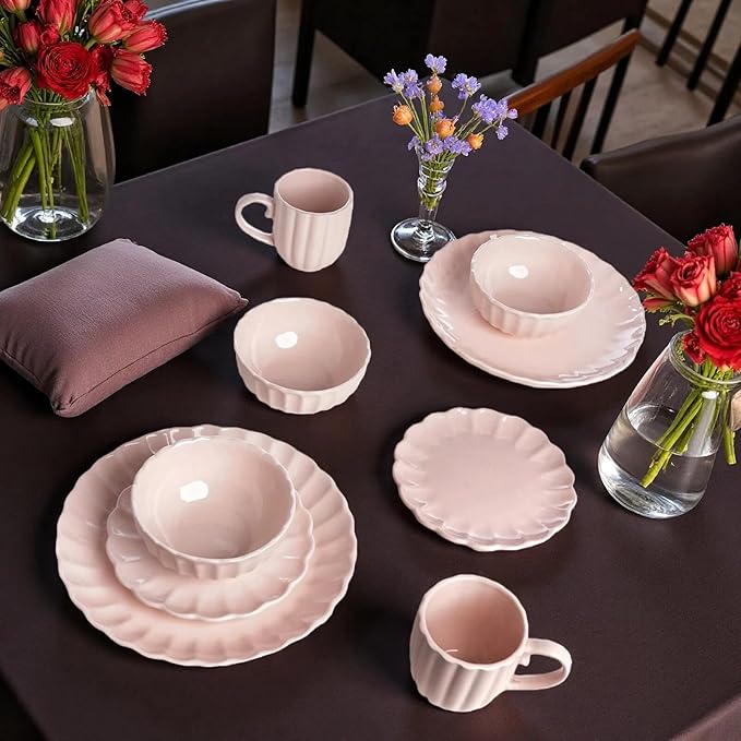 wocaxc16-Pieces Stoneware Dinnerware Set Kitchen Dinnerware Ceramic Crockery Set Dinner Service Set for 4 Include Dinner Plate Dessert Plate Cereal Bowl and Mug. (pink)