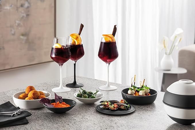Villeroy &amp Boch Iconic Collection La petite Boule Premium Porcelain Made in Germany Appetizer Set for 2 5.5 x 5.5 in Black &amp White