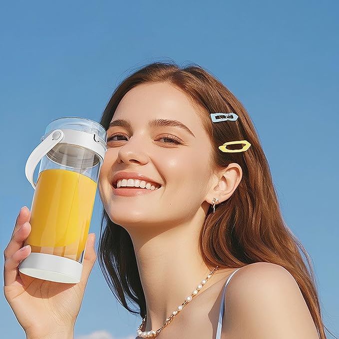 16 oz. Portable Electric Blender with Leak Proof Lid and Easy Sip Spout Mini Citrus Juicer Perfect for Smoothies Cordless USB-C Rechargeable Dishwasher Safe Parts (White)