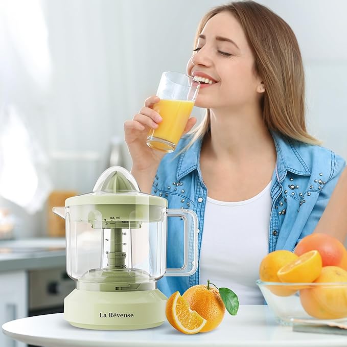 La Reveuse 300W Personal Size Blender (Navy) + La Reveuse 34 oz Electric Citrus Juicer