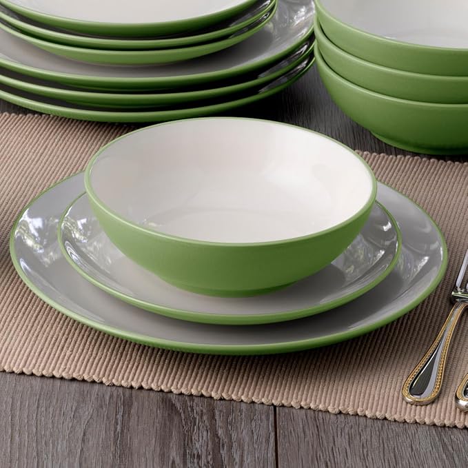 Noritake Colorwave Apple 16-Piece Coupe Set Service for 4 in Apple/Green