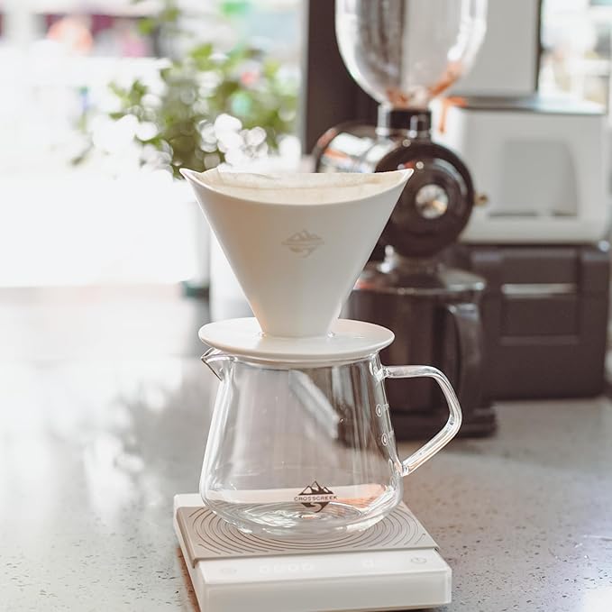 Pour Over Coffee Maker Set White Ceramic Coffee Dripper with 650ml Coffee Glass Server V60 Paper filter for Cafe Home Restaurant 6291-12102-03A