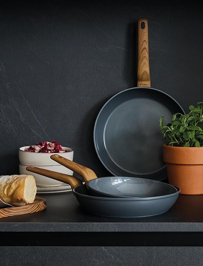 Tognana T-Care 3-Piece Aluminium Pan Set 20/24/28 cm Dark Grey