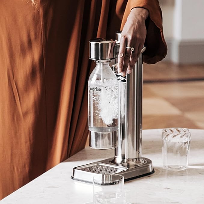 Aarke Carbonator lll with CO2 Cylinder Sparkling &amp Carbonation Water Machine Stainless Steel with PET BPA-Free Reusable Bottle Volume 1L/34 fl oz (Stainless Steel)