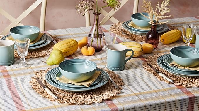 Le Creuset Stoneware Dinnerware Set 16 pc. White
