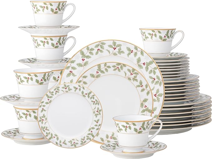 Noritake Holly and Berry - 40 piece set service for eight
