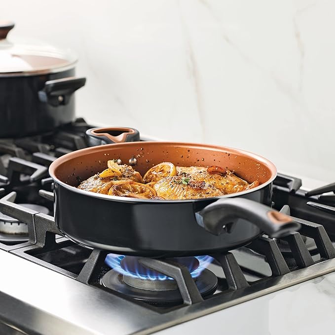 Farberware Glide Ceramic Nonstick Saute Pan / Frying Pan / Fry Pan with Lid and Helper Handle - 4 Quart Black