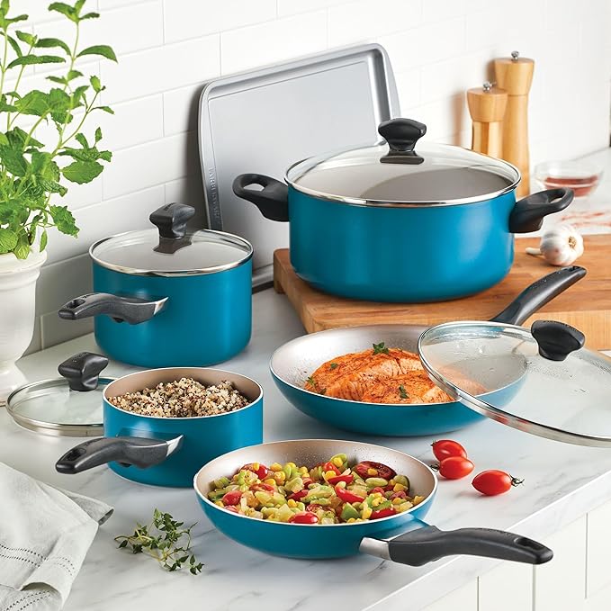 Farberware 20361 Dishwasher Safe Nonstick Cookware Set / Pots and Pans Set - 15 Piece Blue