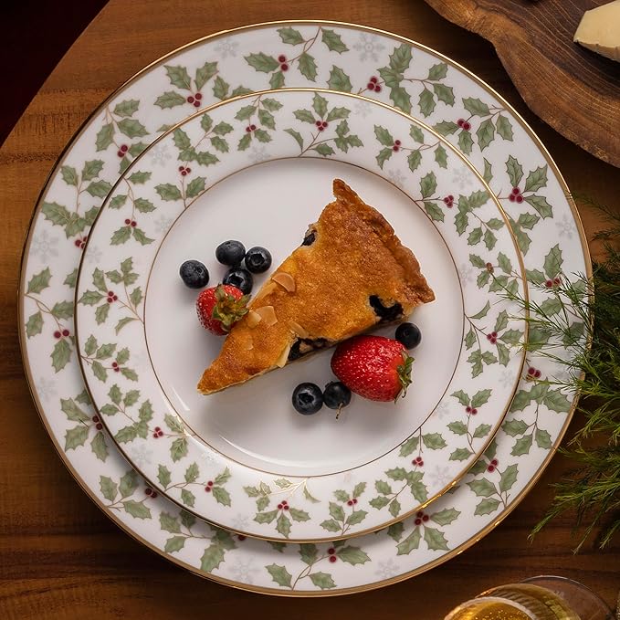 Noritake Holly &amp Berry Gold Place Setting Large 5-Piece