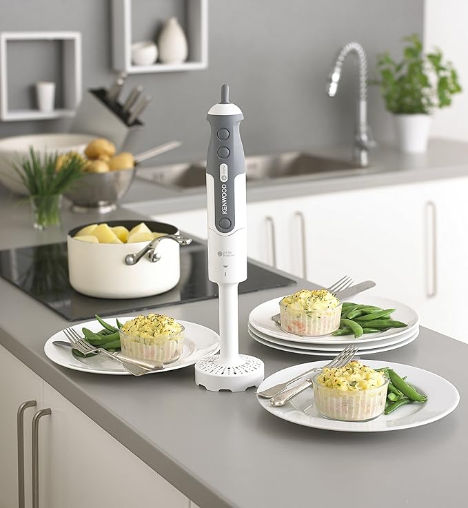 Triblade System Hand Blender Mixer with Anti-Splash Masher Attachment and 0.75 Litre BPA-Free Plastic Beaker HDP300WH White