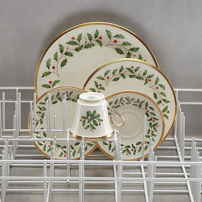 Lenox 146590600 Holiday 5-Piece Place Setting Christmas Drinkware Set Hosting