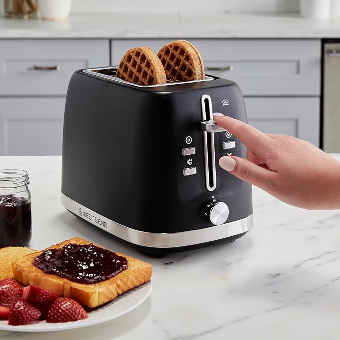 West Bend Toaster 2-Slice Extra-Wide and Deep Slots with 3 Functions and 7 Shade Settings Manual Toast Lift Lever Auto Shut-Off and Removable Crumb Tray 750-Watts Black