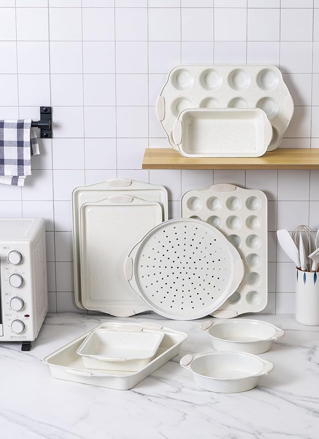 Country Kitchen Cookware &amp Bakeware Bundle- Removable Handle Cookware Set and Vaarious Baking Pans Including Muffin Tins Cookie Sheets Crisper and Loaf Pans