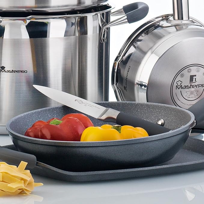 8-piece cookware: 2 pots diameter 16 and 18 pots diameter 20 x diameter 24 and 28 cm + 3-piece pan set 16-20-24 cm made of pressed aluminium + kitchen knife set