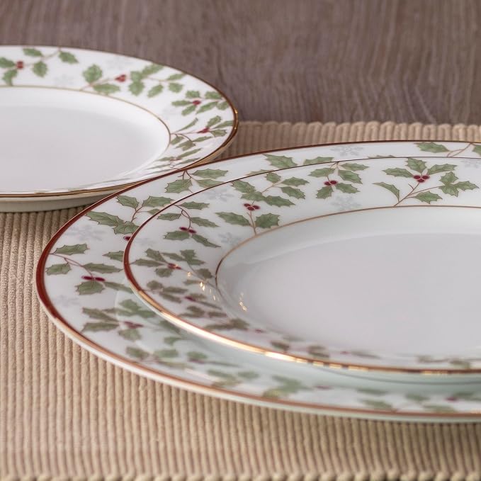 Noritake Holly &amp Berry Gold Place Setting Large 5-Piece