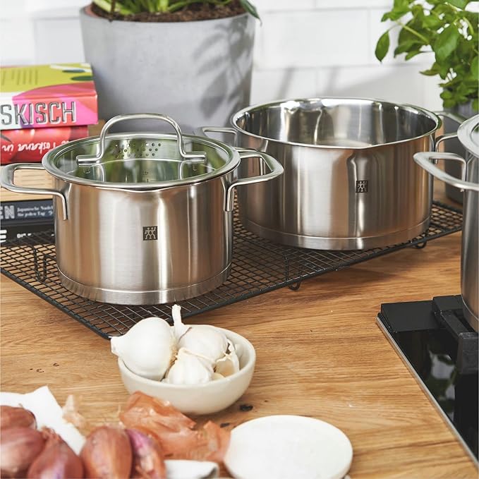 ZWILLING TrueFlow 4-Piece Saucepan Set with Pouring Function Induction Safe Stainless Steel Silver