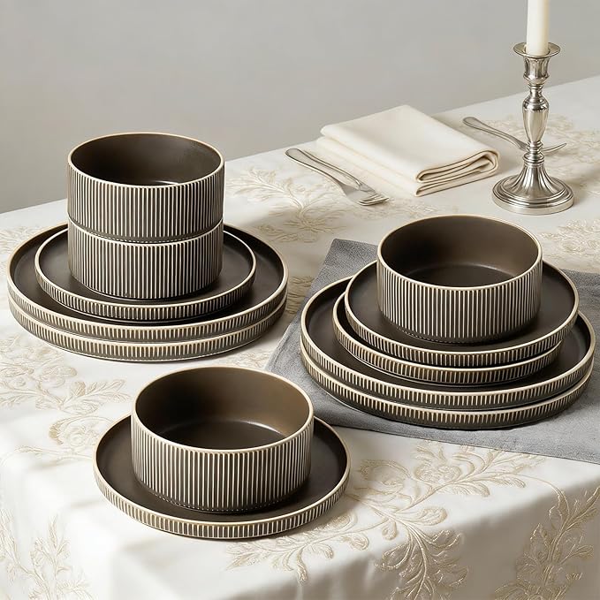 Dinnerware Set Service for 6 18-Piece Ceramic Plates and Bowls Set Chip &amp Scratch Resistant Microwave and Dishwasher Safe Modern Minimalist Tableware for Everyday Use Matte Green
