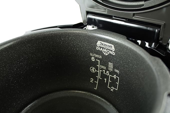 Cuckoo CRP-HS0657F 6 Cup Pressure Rice Cooker 110V Black