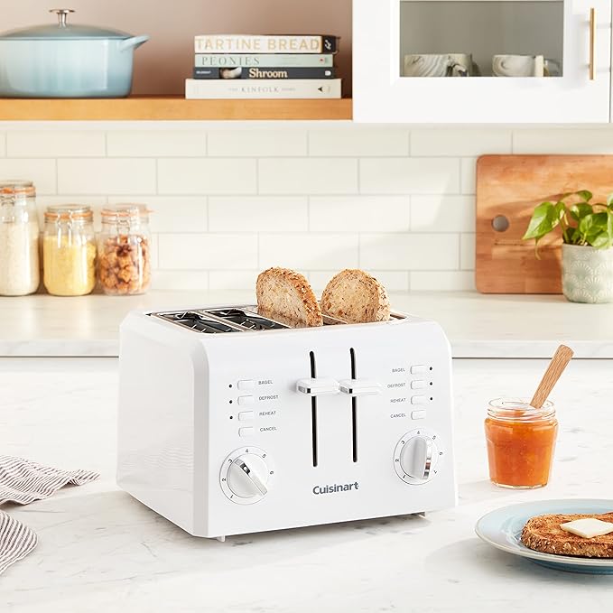 Cuisinart 4-Slice Compact Plastic Toaster White CPT-142P1