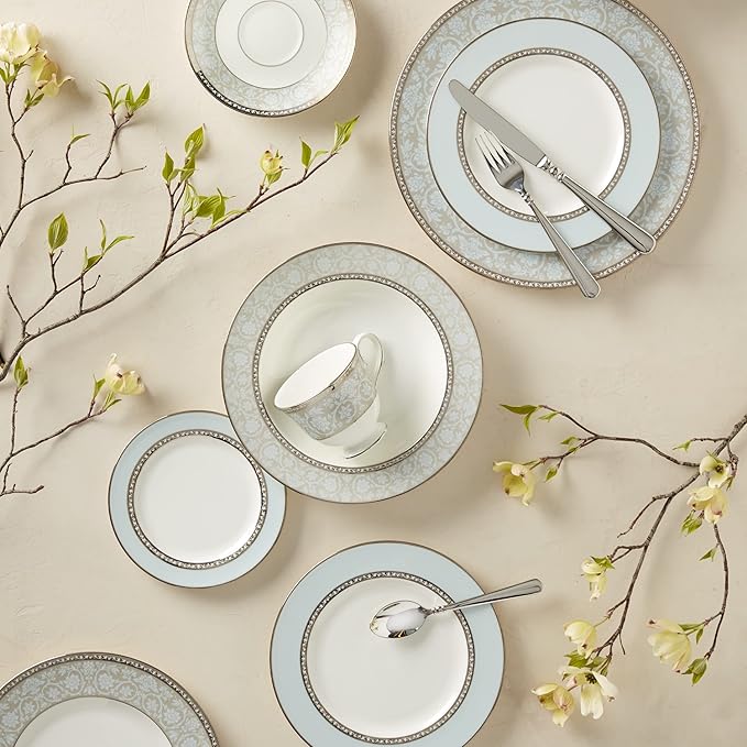 Lenox Dinnerware Set Westmore 5-Piece Place Setting Set Service for 1 Bone China Dinnerware Dishwasher And Microwave Safe Plate Saucer and Teacup Kitchen and Dining (White/Blue 5 Piece)