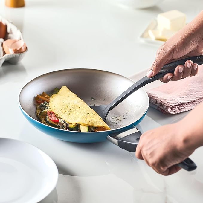 Farberware 20361 Dishwasher Safe Nonstick Cookware Set / Pots and Pans Set - 15 Piece Blue