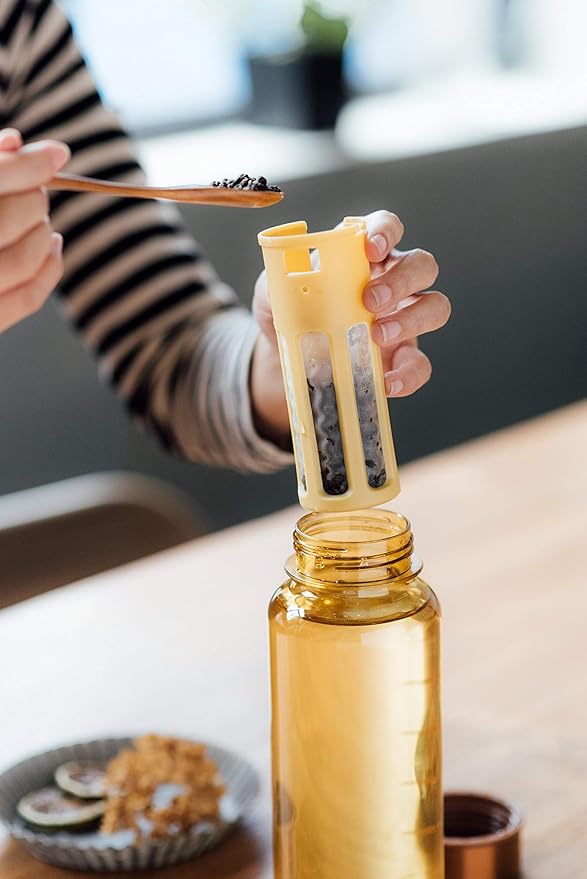 WEMUG Portable Cold Brew Maker 22 oz Modern Simple design Leak Proof Ultra Light BPA-Free Durable Plastic Copper (yellow)