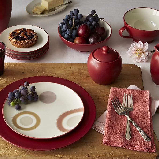 Noritake Colorwave Raspberry 4-Piece Square Place Setting Service for 1