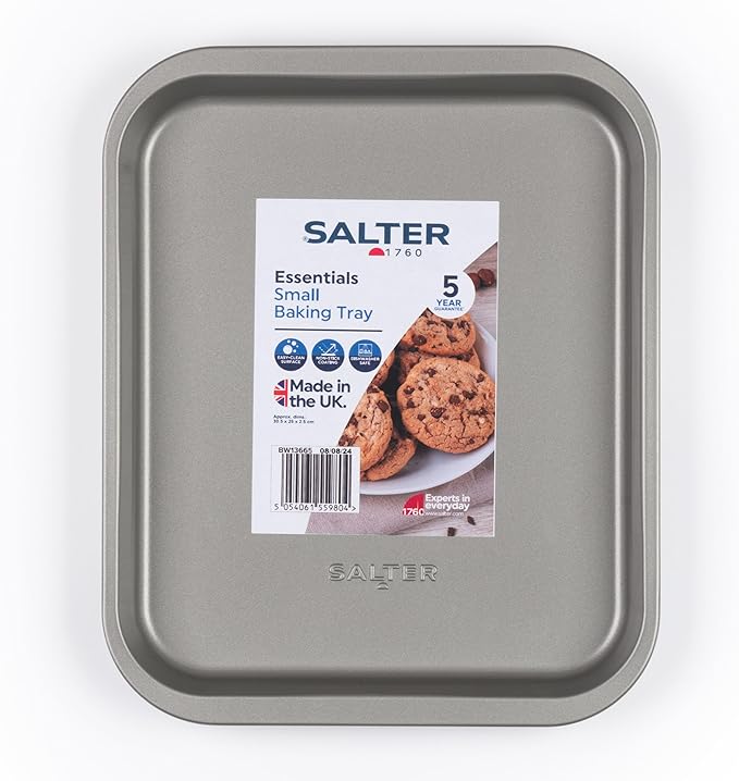 Salter Essentials 31 cm Baking Tray – Non-Stick Coating Rectangular Oven Sheet Dishwasher Safe Easy to Clean Made in The UK Durable Chip/Cookie Tray Lightweight PFOA-Free BW13665