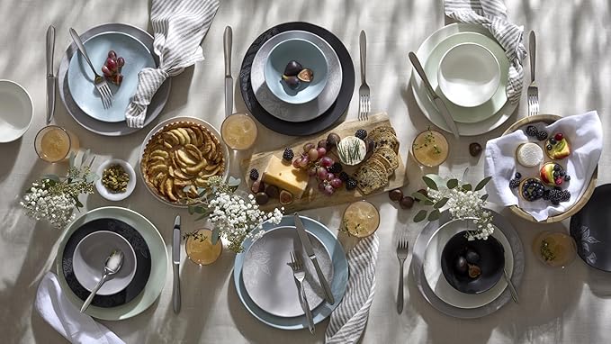 Oneida 897393 Roseto 12-Piece Dinnerware Set French Blue