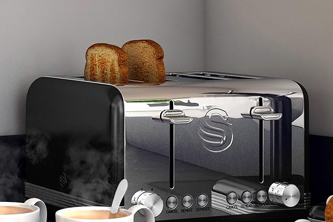 Swan ST19020BN Retro 4 Slice Toaster Black