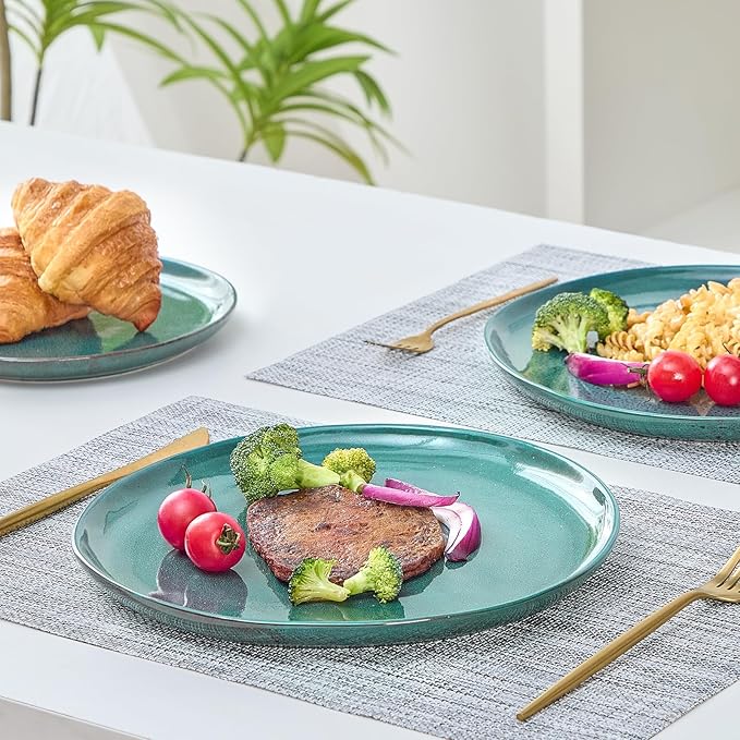 Bestone 12 Pieces Round Kitchen Dinnerware SetsPlates and Bowls SetsDishes Plates Bowls Dish Set Chip Resistant Ceramic Dinnerware Set Dishwasher/Microwave SafeService for 4Ceylon Green