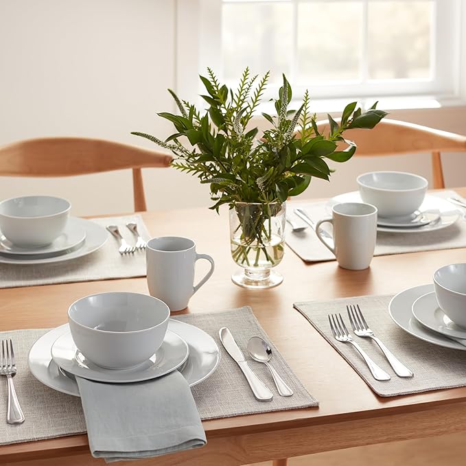 Amazon Basics 16-Piece Porcelain Dinnerware Set Microwave and Dishwasher Safe Service for 4 Plates Bowls and Mugs White