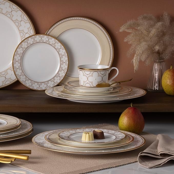 Noritake Trefolio Gold 40-Piece Dinnerware Set Service for 8