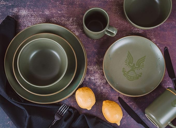 HALO Master Chief 117 Stoneware 8-Piece Dinnerware Set | Video Game-Themed Home Kitchen Essentials | Includes Dinner And Salad Plates Soup Bowls Mugs | Place Setting For 2 Green