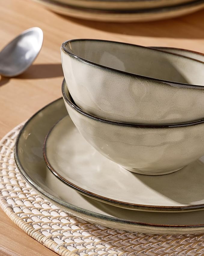 Famiware Dinnerware Sets for 4 Ocean Round 12-Piece Kitchen Plates and Bowls Sets Microwave and Dishwasher Safe Scratch Resistant Light khaki