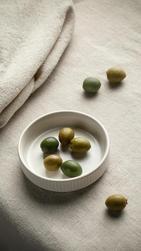 Famiware Dinnerware Set - 26 Piece (12 Dinnerware 4 Pasta Bowls 6 Dipping Bowls) - Star Stoneware Dishes - Matte White