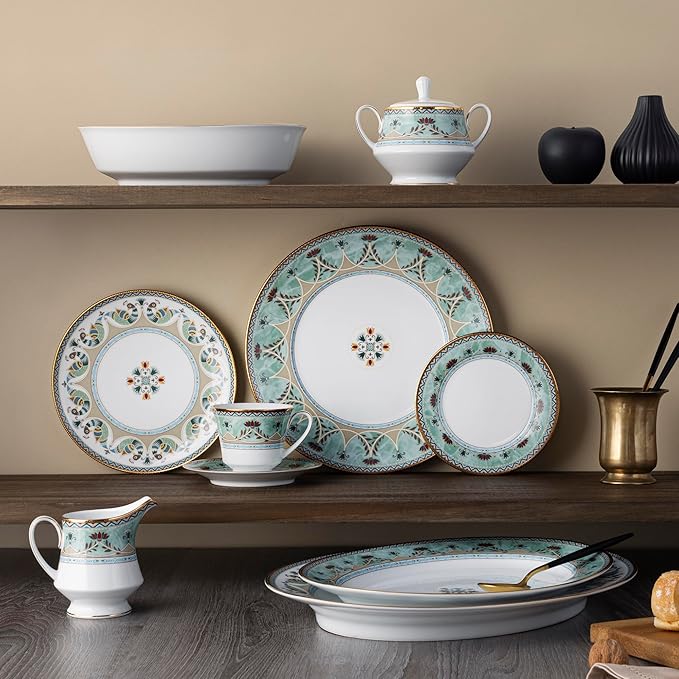 Noritake Serene Garden 12-Piece Dinnerware Set Service for 4
