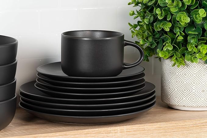 10 Strawberry Street Wazee Matte Coupe Dinnerware Set 16 pc Black