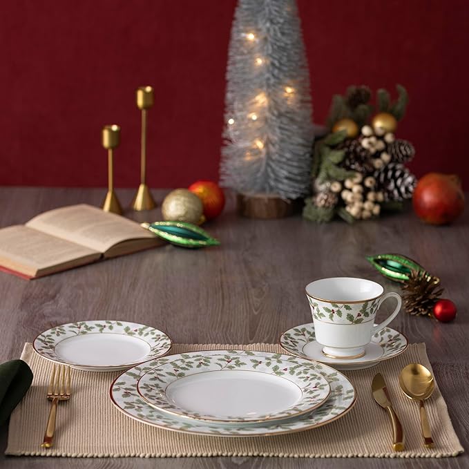 Noritake Holly &amp Berry Gold Place Setting Large 5-Piece