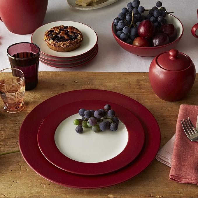Noritake Colorwave Raspberry 4-Piece Square Place Setting Service for 1