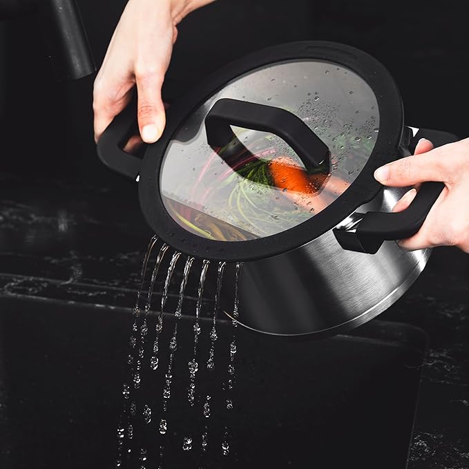 FLORINA Aluminium Pot (4.1 L) 24 cm I Cooking Pot with Glass Lid I Soft-Touch Handle and 3-Layer Coating I Non-Stick Coating I Ideal for Induction Hobs Gas Hobs and Electric Hobs