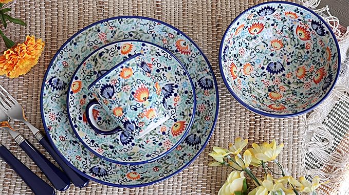Blue Rose Polish Pottery - Green Desert Oasis 16 Piece Dinner Set - 4 Place Settings - Great for Everyday Dining Casual Dining or as Formal Dinnerware
