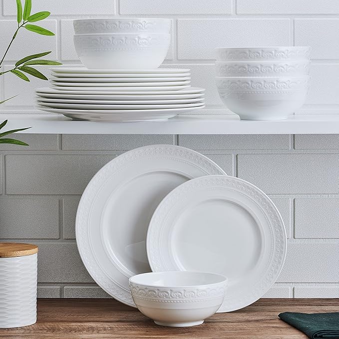 Mikasa Crown White Chip Resistant 18 Piece Dinnerware Set Service for 6