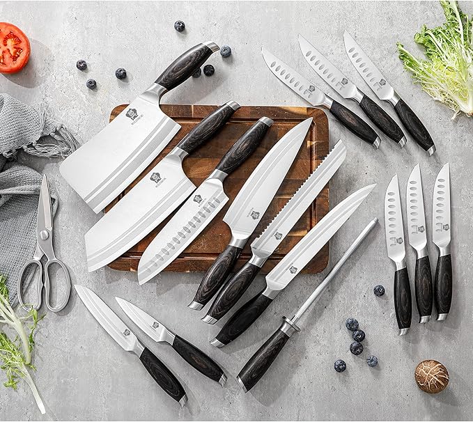 WILDMOK Kichen Knife Block Set 17-piece Knife Set with Wooden Block German Steel Kitchen Knives Sets with Bone Chopper Gift Box